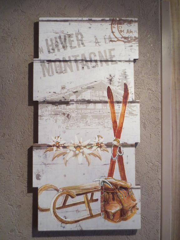 Hotel Les Deux Cols Sainte-Marie-de-Campan Habitación foto